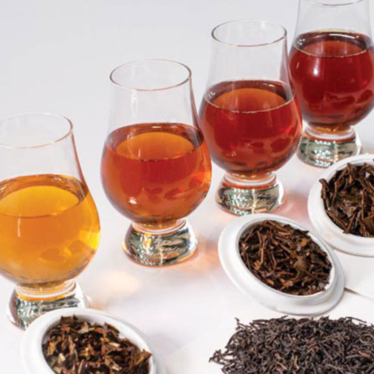 Чай черный здоровье. Чай черный. Разнообразие чая. Сорта чая. Настой черного чая.
