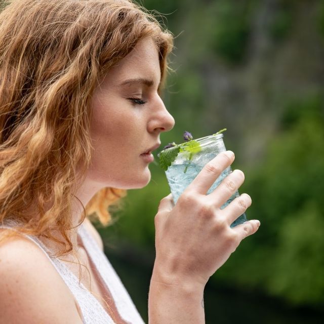Bylinková hydratace pro horké letní dny