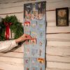 Originálne adventné kalendáre obsahujú nielen 24 rôznych bylinných čajov, ale aj 24 ručne maľovaných figúrok od umelkyne Evy Milotovej, z ktorých si môžete poskladať nádherný lanškrounský vianočný betlehem. Okrem toho v nich nájdete aj 24 vianočných darčekových visačiek.