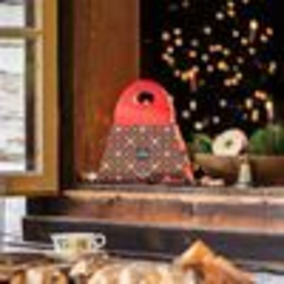 Sirup a čaj Kouzelné Vánoce v dárkovém balení ve tvaru kabelky. Ideální kombinace pro chvíle klidu, sváteční pohody a společného stolování. Skvělý tip na originální vánoční dárek.