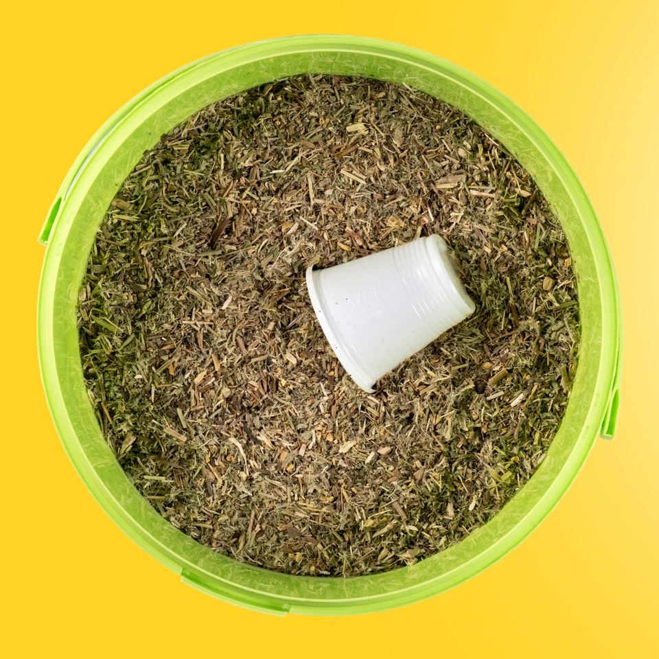 Veterinární bylinná průdušková směs pro zdraví dýchacích cest koní.  Podporuje rozpouštění hlenů Přispívá k léčbě kašle a zánětu průdušek Zmírňuje příznaky alergie na prach a seno 