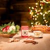 Sviatočná chuť byliniek & korenia pre kúzelné vianočné chvíle. Aromatická vianočná zmes so sladkastou chuťou škorice a sladkého drievka Vás svojou vôňou prenesie do Vianoc Vášho detstva. 